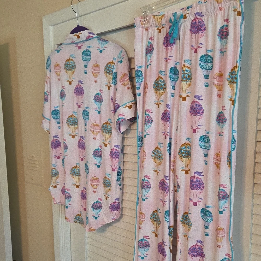 Womwns Hot Air Balloon Pajama Set - Pink - Picture 2 of 7